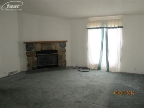 1707 East Bennington Road Owosso, MI 48867 - Photo 6 of 9 20144968-5.JPG