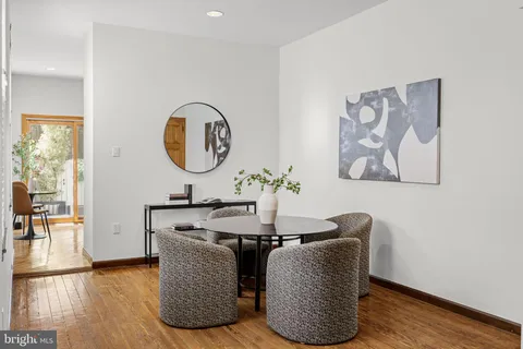$850,000 | 2424 Lombard Street, Philadelphia, PA 19146