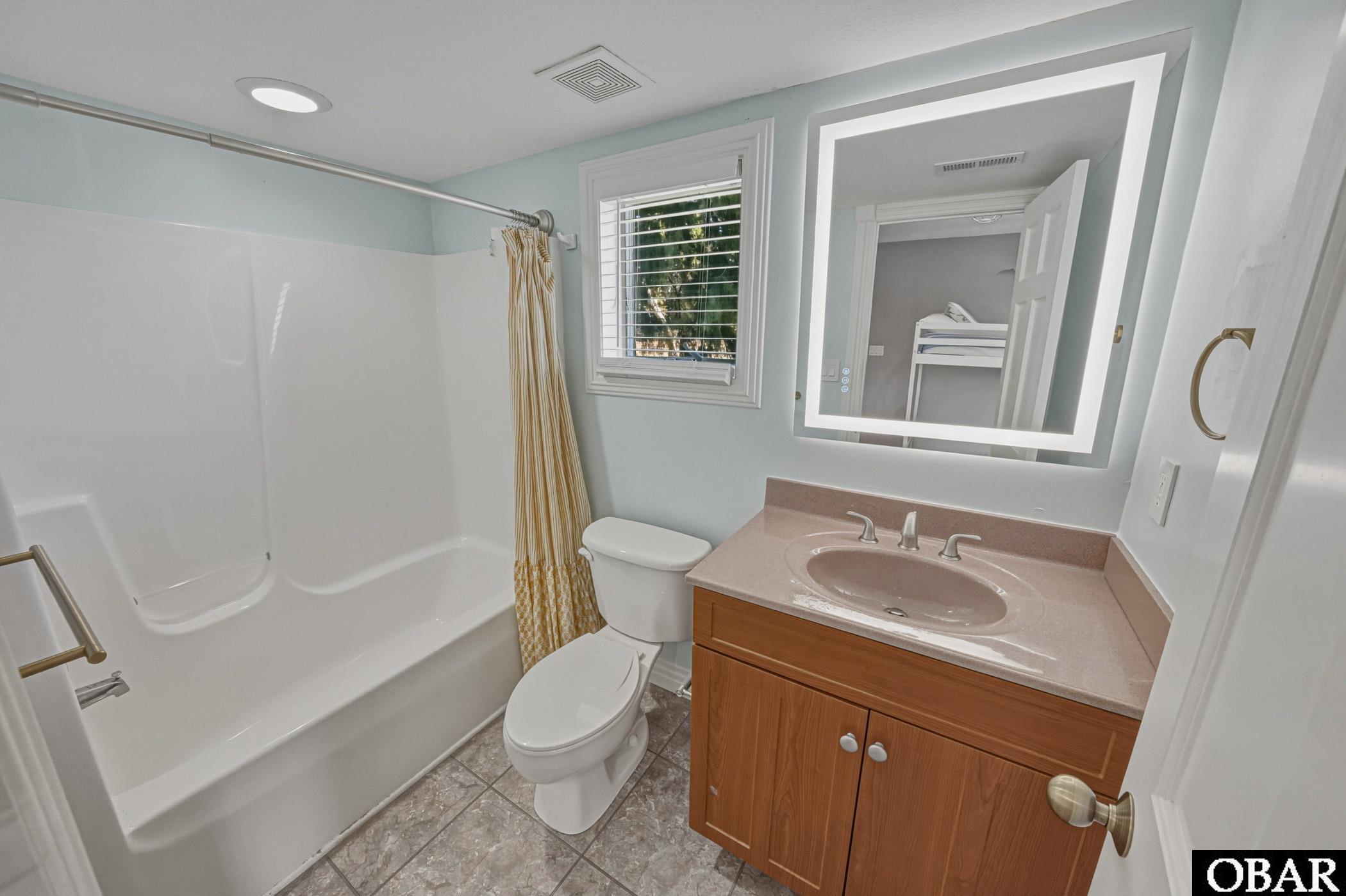 410 First Flight Run, Unit 21R Kitty Hawk, NC 27949 - Photo 60 of 98 Private Bath #5