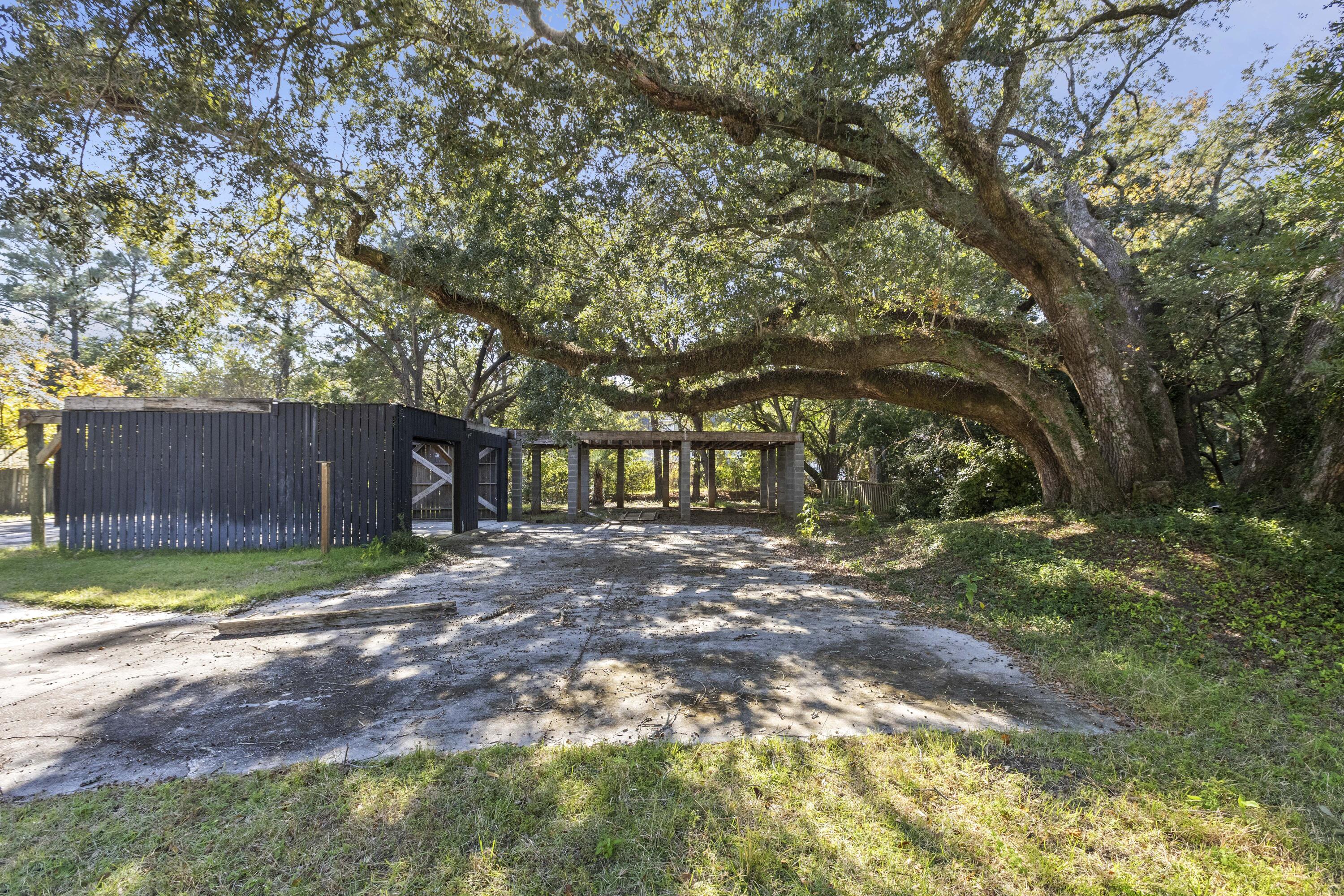 3622 Conch Street Mount Pleasant, SC 29466 - Photo 25 of 29 3622ConchSt-CasaVerdeMediaLLC25