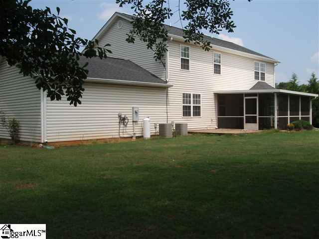 2546 Holiday Road Greer, SC 29651 - Photo 7 of 25