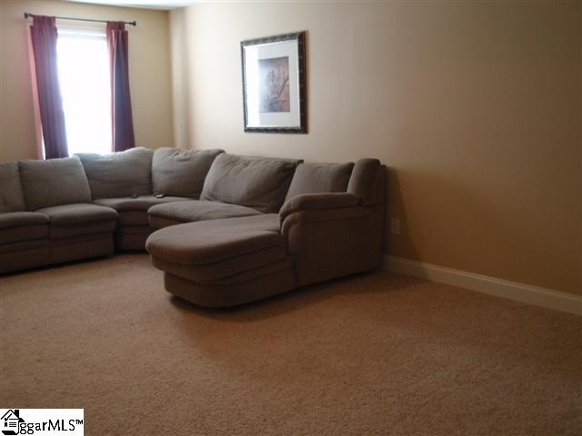 2546 Holiday Road Greer, SC 29651 - Photo 9 of 25
