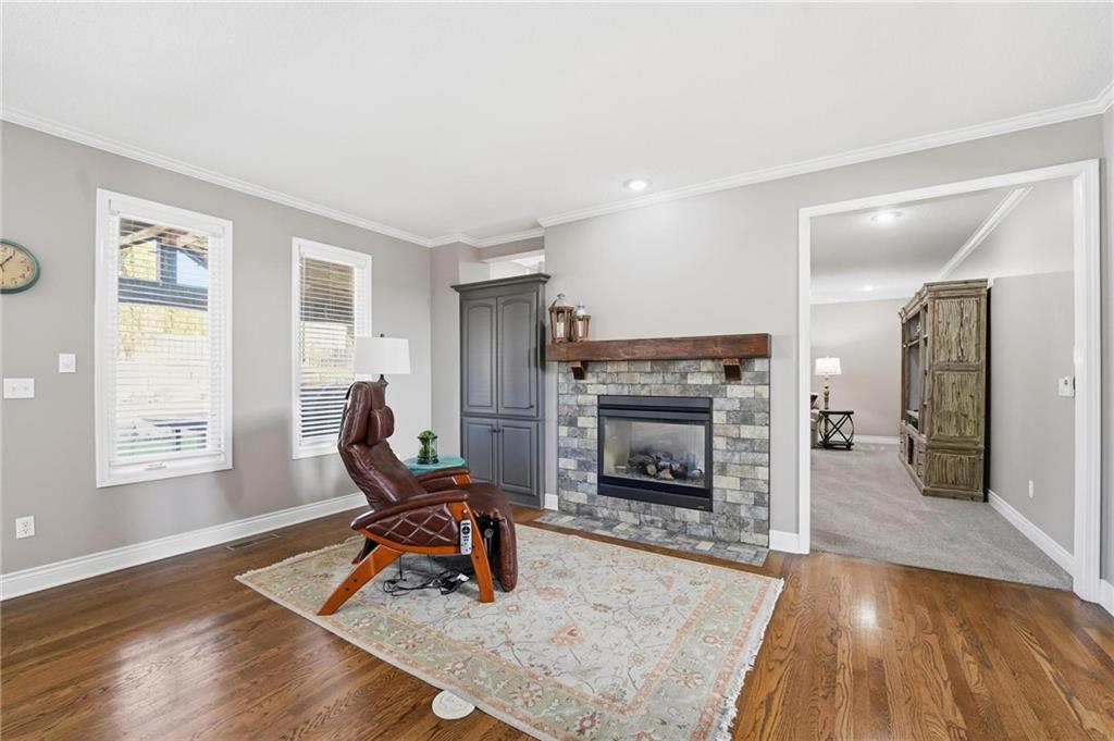 707 Northeast Sundance Trail Lee's Summit, MO 64086 - Photo 13 of 60