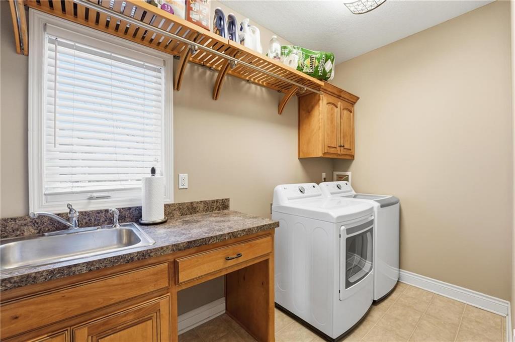 707 Northeast Sundance Trail Lee's Summit, MO 64086 - Photo 18 of 60