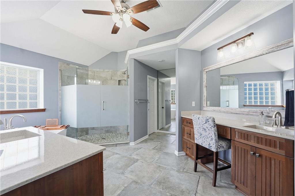 707 Northeast Sundance Trail Lee's Summit, MO 64086 - Photo 23 of 60