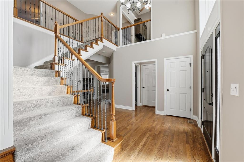 707 Northeast Sundance Trail Lee's Summit, MO 64086 - Photo 6 of 60