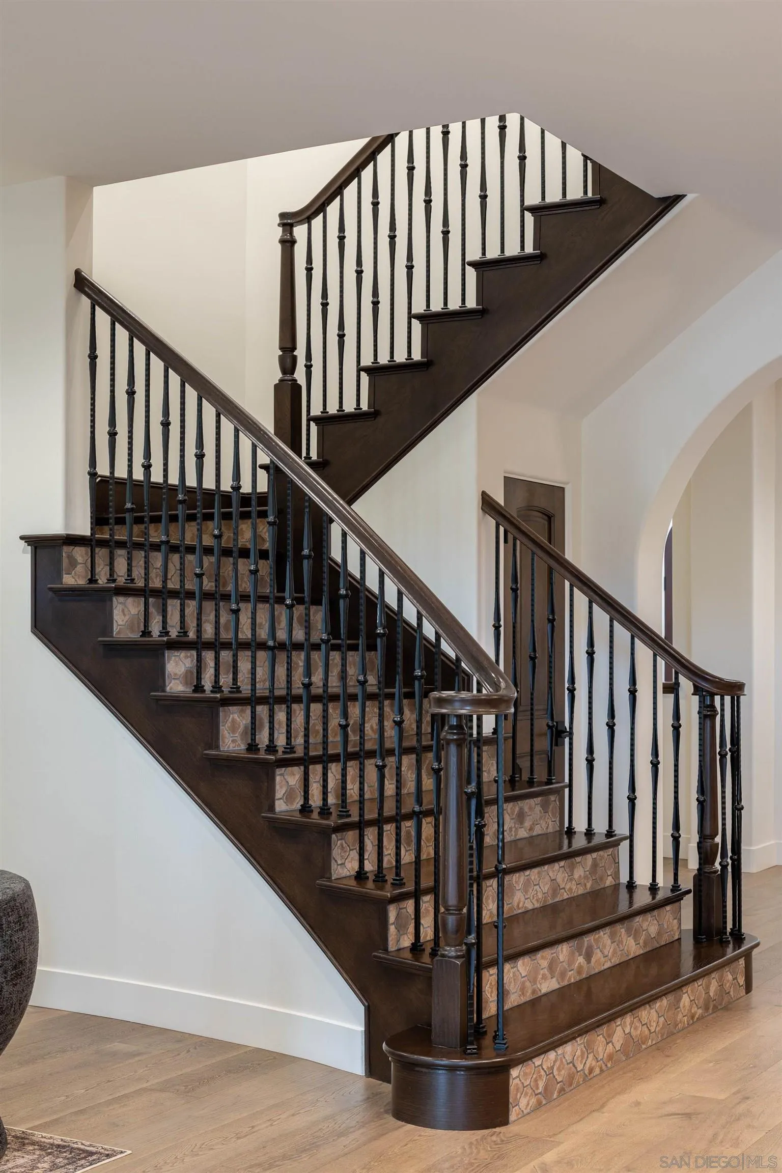 18085 Via Roma Yorba Linda, CA 92886 - Photo 12 of 62