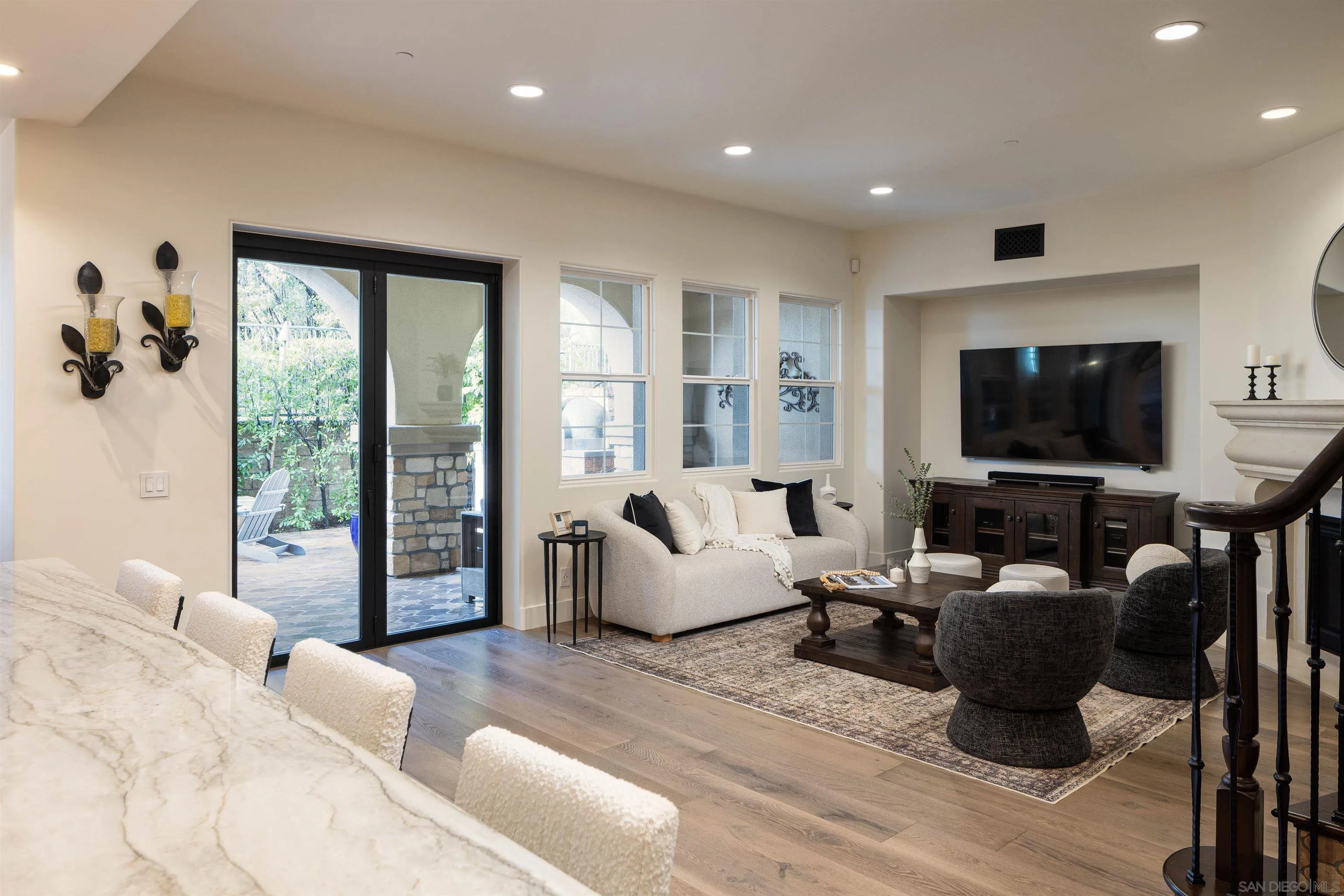 18085 Via Roma Yorba Linda, CA 92886 - Photo 15 of 62