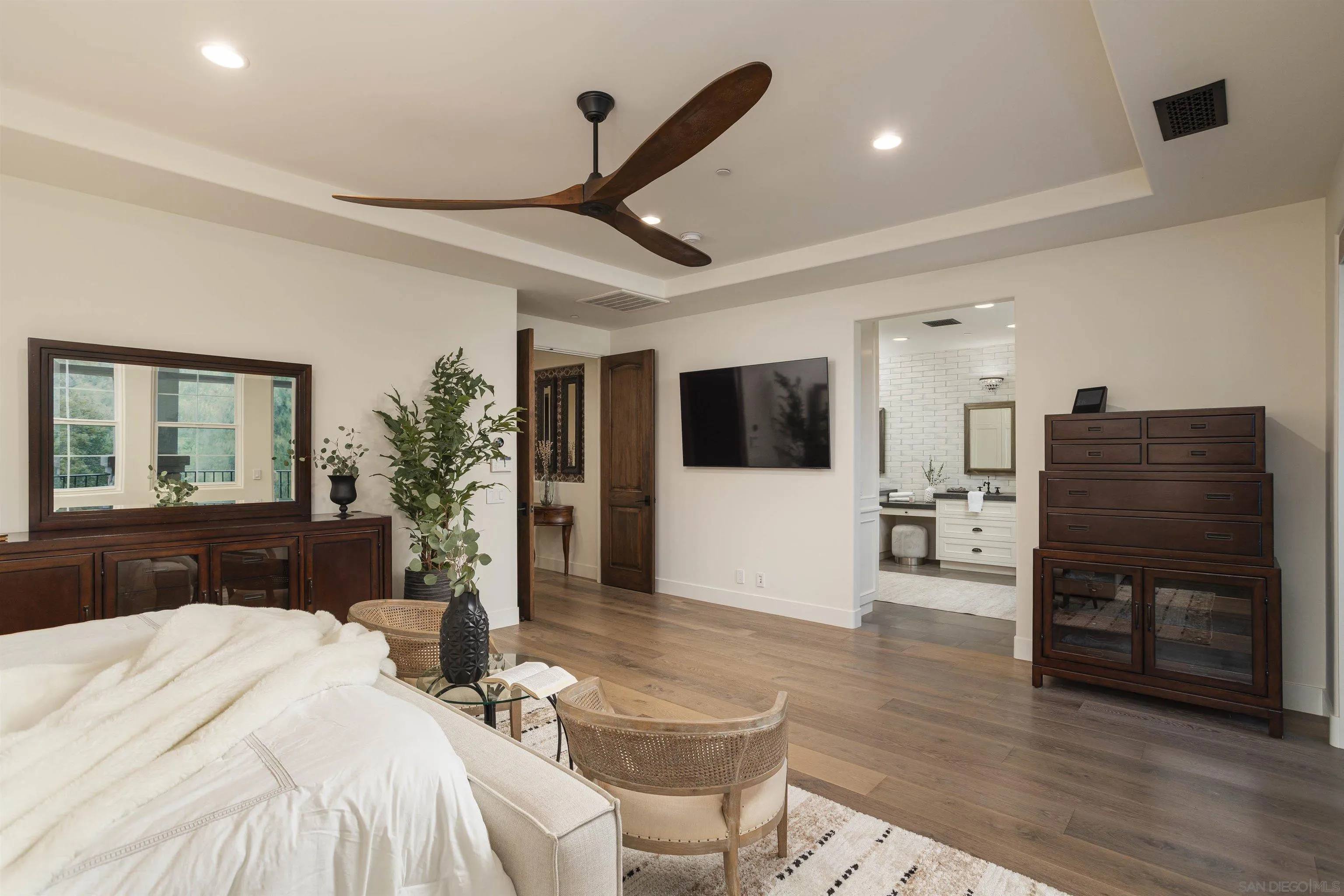 18085 Via Roma Yorba Linda, CA 92886 - Photo 26 of 62