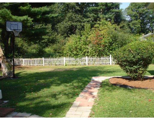 20 Harjean Road Billerica, MA 01821 - Photo 4 of 6