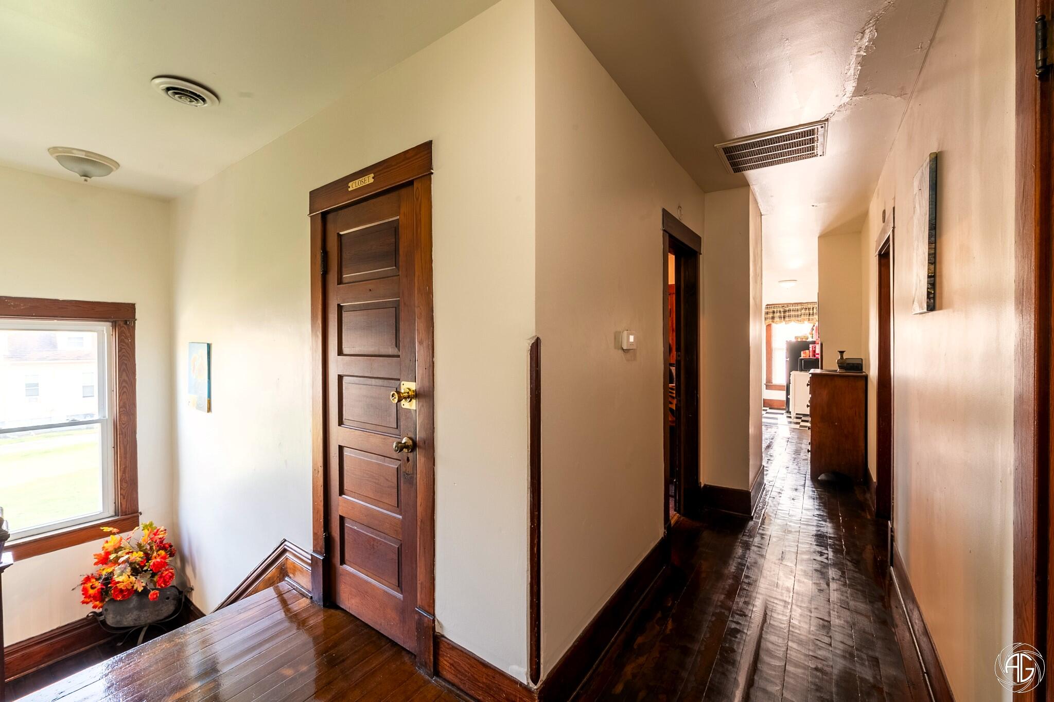 803 Spring Street Michigan City, IN 46360 - Photo 13 of 30 2048x1365