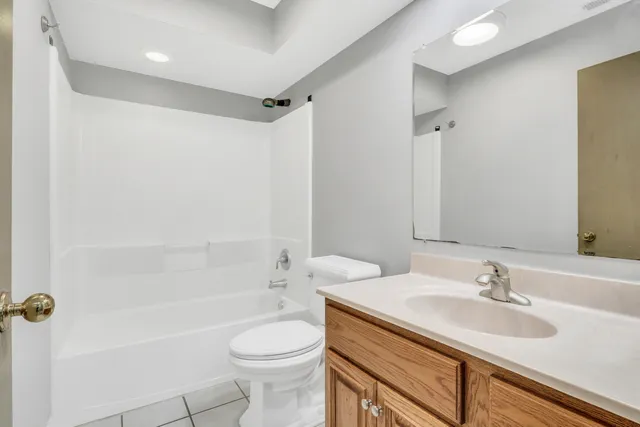 $365,000 | 5315 Cypress Circle, Gurnee, IL 60031