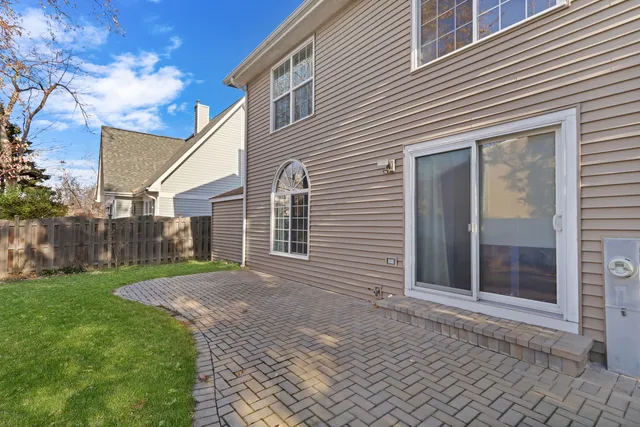 $365,000 | 5315 Cypress Circle, Gurnee, IL 60031