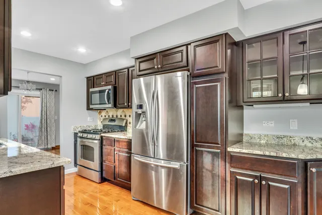 $365,000 | 5315 Cypress Circle, Gurnee, IL 60031