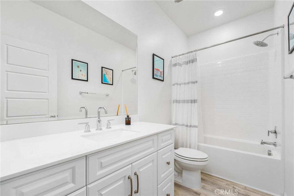 179 Steely Irvine, CA 92614 - Photo 26 of 39 full bathroom