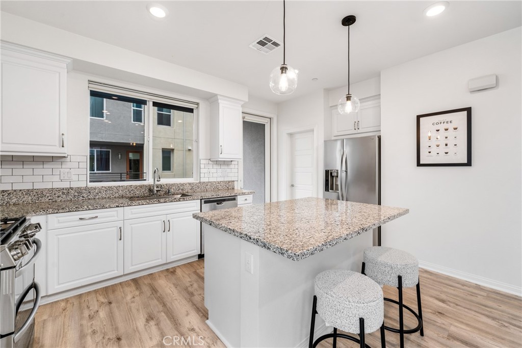 179 Steely Irvine, CA 92614 - Photo 8 of 39