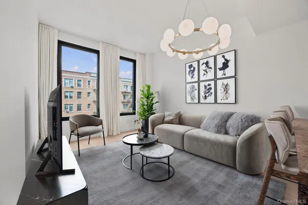 $750,000 | 21-21 31st Street, Unit 4J | Astoria