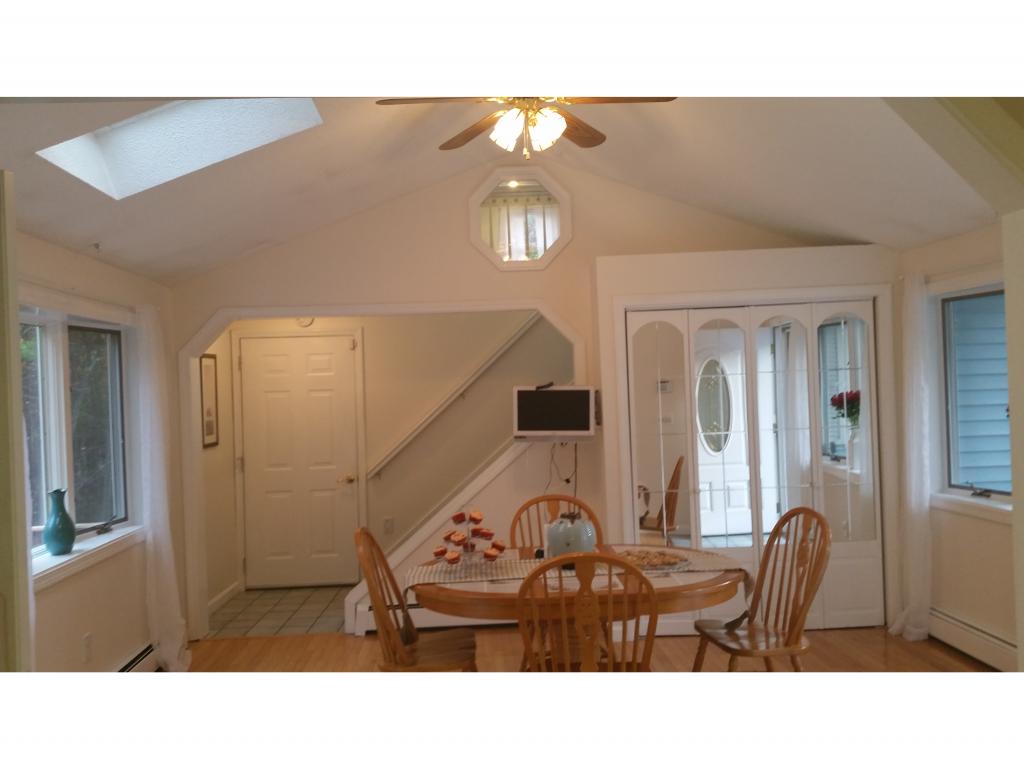 31 Beechwood Road Hudson, NH 03051 - Photo 3 of 16