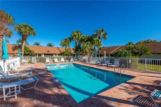 $345,000 | 3340 Erick Lake Drive, Unit 2004, Naples, FL 34109