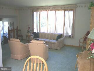 9740 Chapel Road Philadelphia, PA 19115 - Photo 3 of 6