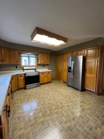 $182,500 | 11 Van Buren Street, Murray, NY 14470