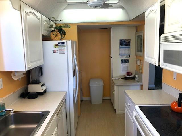 5355 Southeast Miles Grant Road, Unit E203 Stuart, FL 34997 - Photo 9 of 18 Photo 9