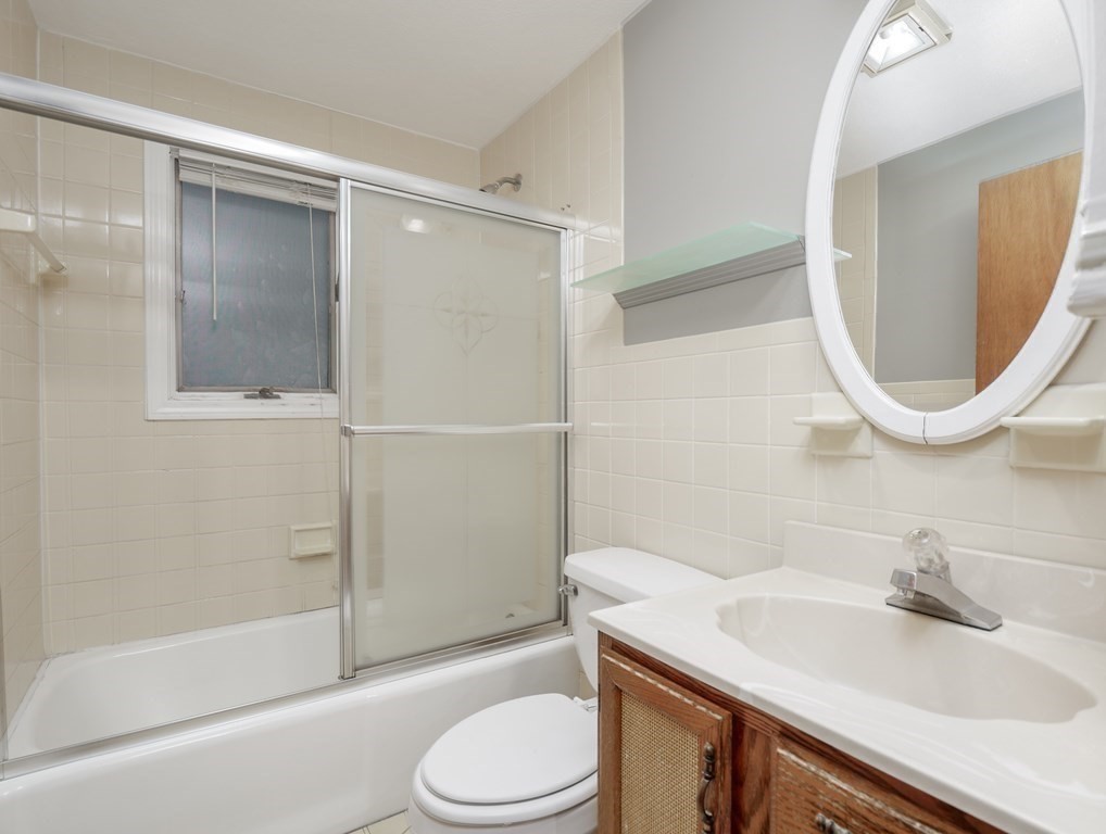 35 Bryant Street Everett, MA 02149 - Photo 29 of 41