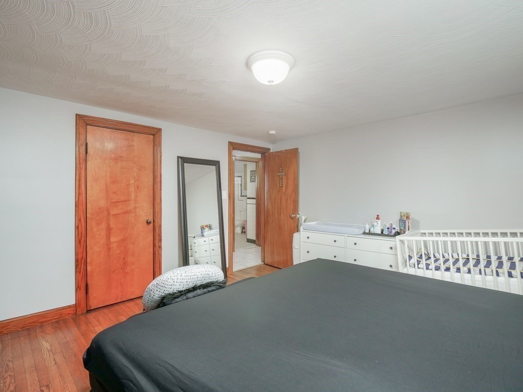 35 Bryant Street Everett, MA 02149 - Photo 7 of 41