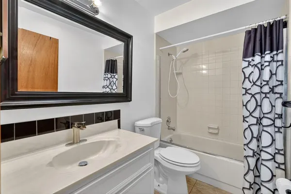 $180,000 | 109 Shangri La Circle, Edgewater, FL 32132