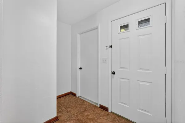 $180,000 | 109 Shangri La Circle, Edgewater, FL 32132