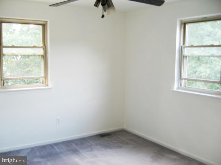 51 Heather Road Turnersville, NJ 08012 - Photo 12 of 16 Gallery Image 12