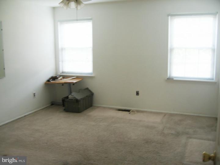 51 Heather Road Turnersville, NJ 08012 - Photo 10 of 16 Gallery Image 10