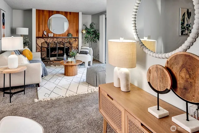 $400,000 | 4641 West Lake Sammamish Parkway Southeast, Unit F105, Issaquah, WA 98027