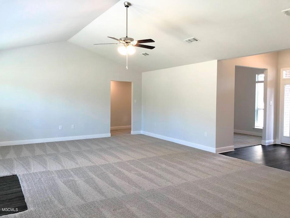 6206 Roxanne Way Biloxi, MS 39532 - Photo 14 of 28 great room
