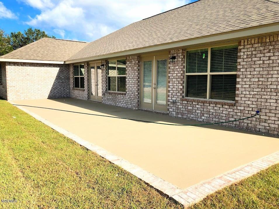 6206 Roxanne Way Biloxi, MS 39532 - Photo 20 of 28 2625 patio
