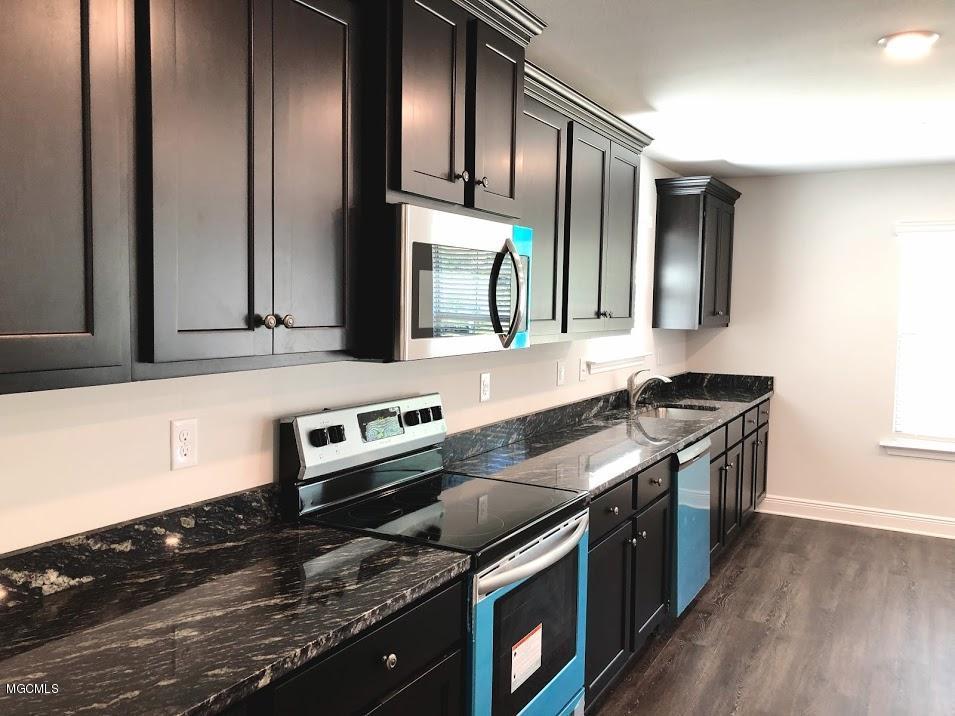 6206 Roxanne Way Biloxi, MS 39532 - Photo 6 of 28 granite countertops