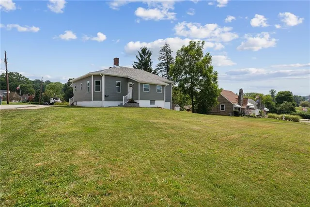 $229,900 | 2005 Pennsylvania Avenue, Irwin, PA 15642