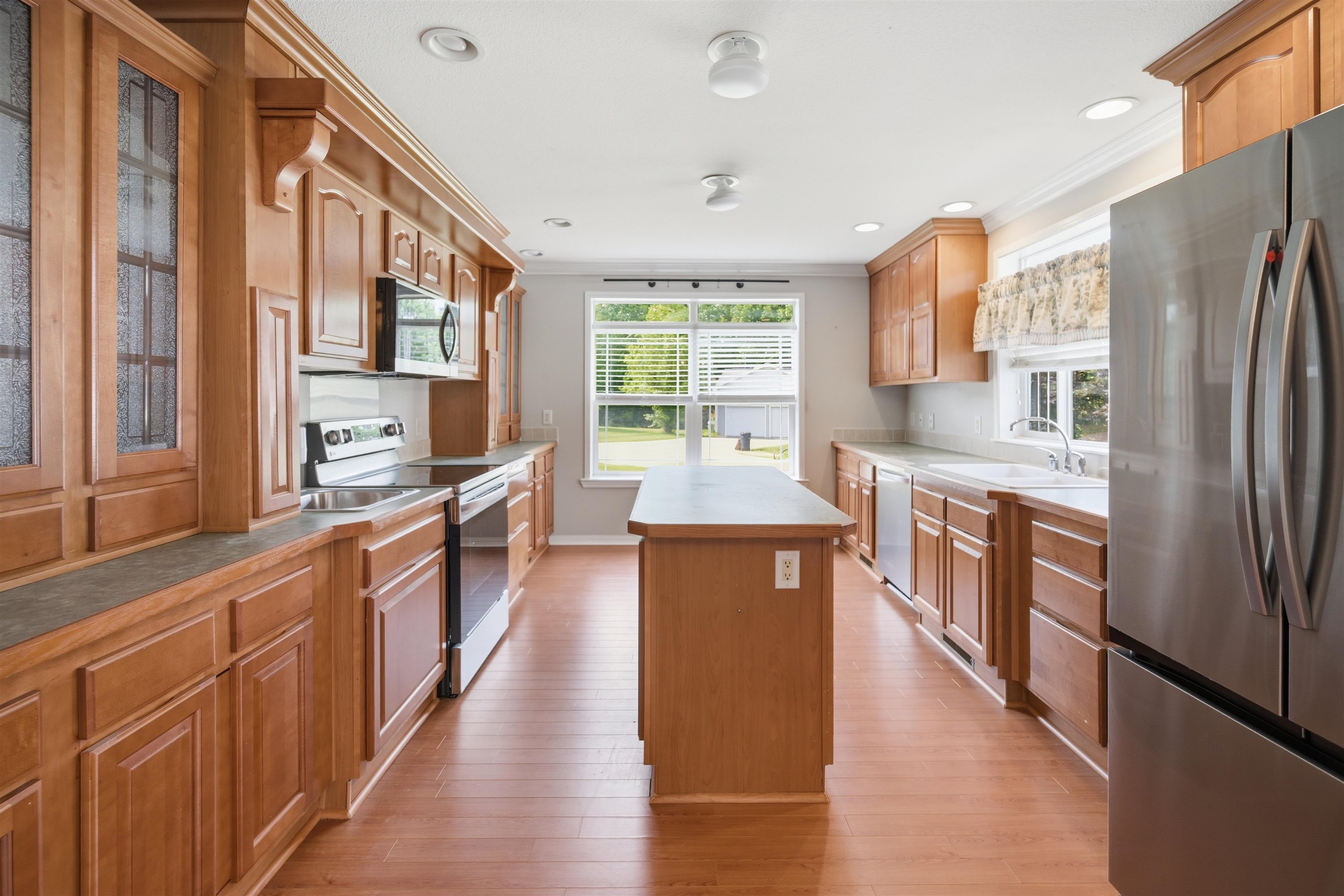 35 Sawmill Ridge Sandown, NH 03873 - Photo 25 of 51 Gallery Image 25