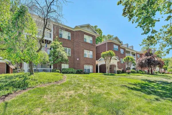 $389,000 | 2220 Carolina Avenue Southwest, Unit 305, Roanoke, VA 24014