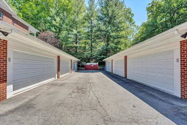 $389,000 | 2220 Carolina Avenue Southwest, Unit 305, Roanoke, VA 24014