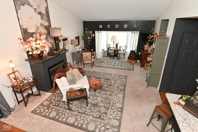 $275,000 | 269 Lake View Court, Avon, IN 46123