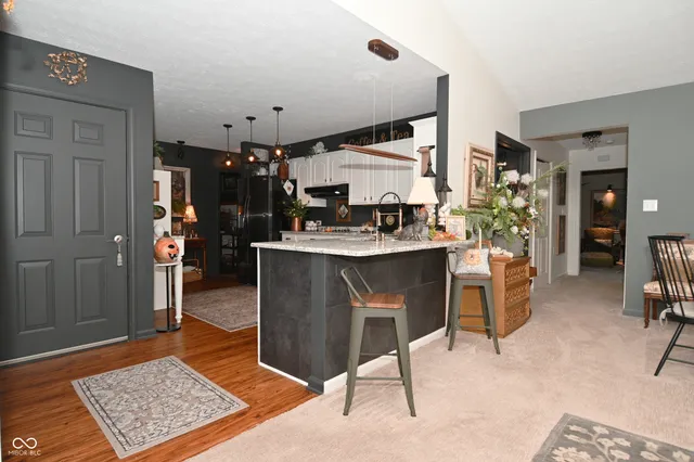 $275,000 | 269 Lake View Court, Avon, IN 46123