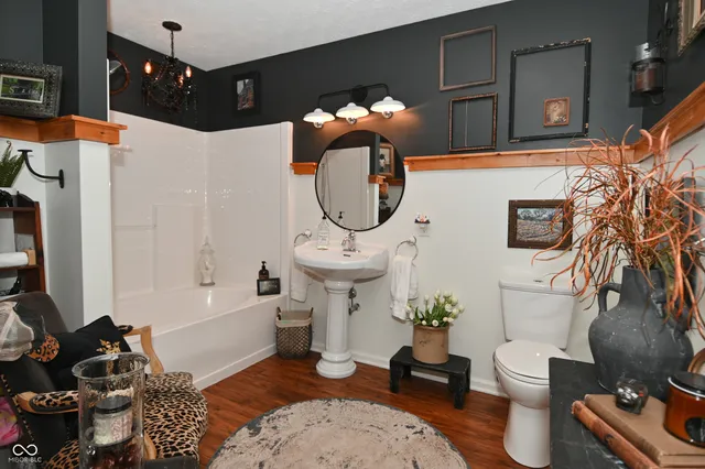 $275,000 | 269 Lake View Court, Avon, IN 46123