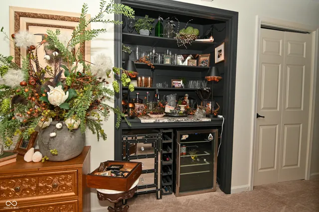 $275,000 | 269 Lake View Court, Avon, IN 46123