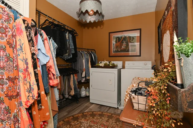 $275,000 | 269 Lake View Court, Avon, IN 46123