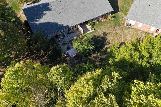 $275,000 | 269 Lake View Court, Avon, IN 46123