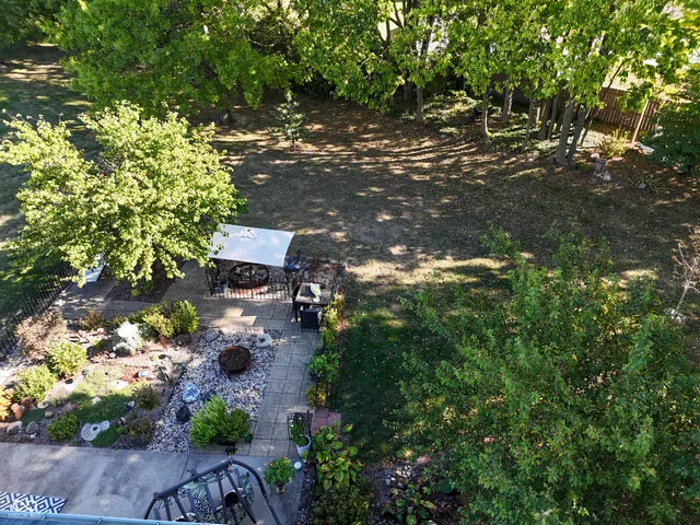 $275,000 | 269 Lake View Court, Avon, IN 46123