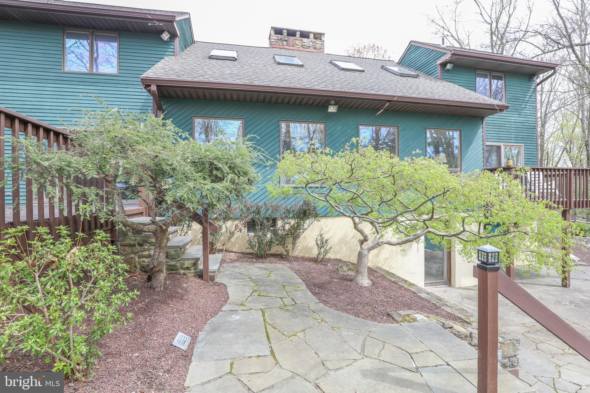 47 Tower Hill Road Doylestown, PA 18901 - Photo 9 of 89