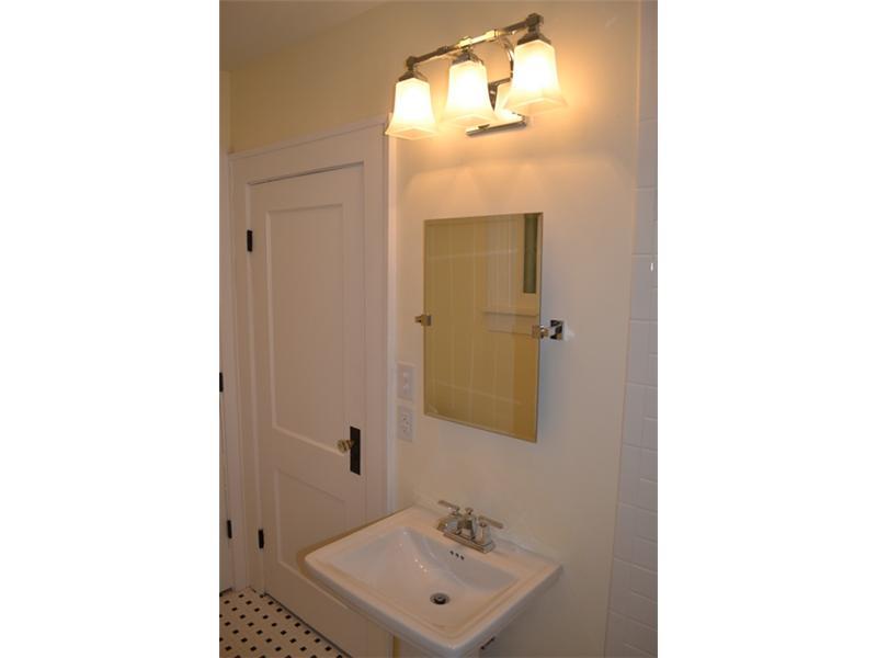 4137 Ruckle Street Indianapolis, IN 46205 - Photo 10 of 23 Gallery Image 10