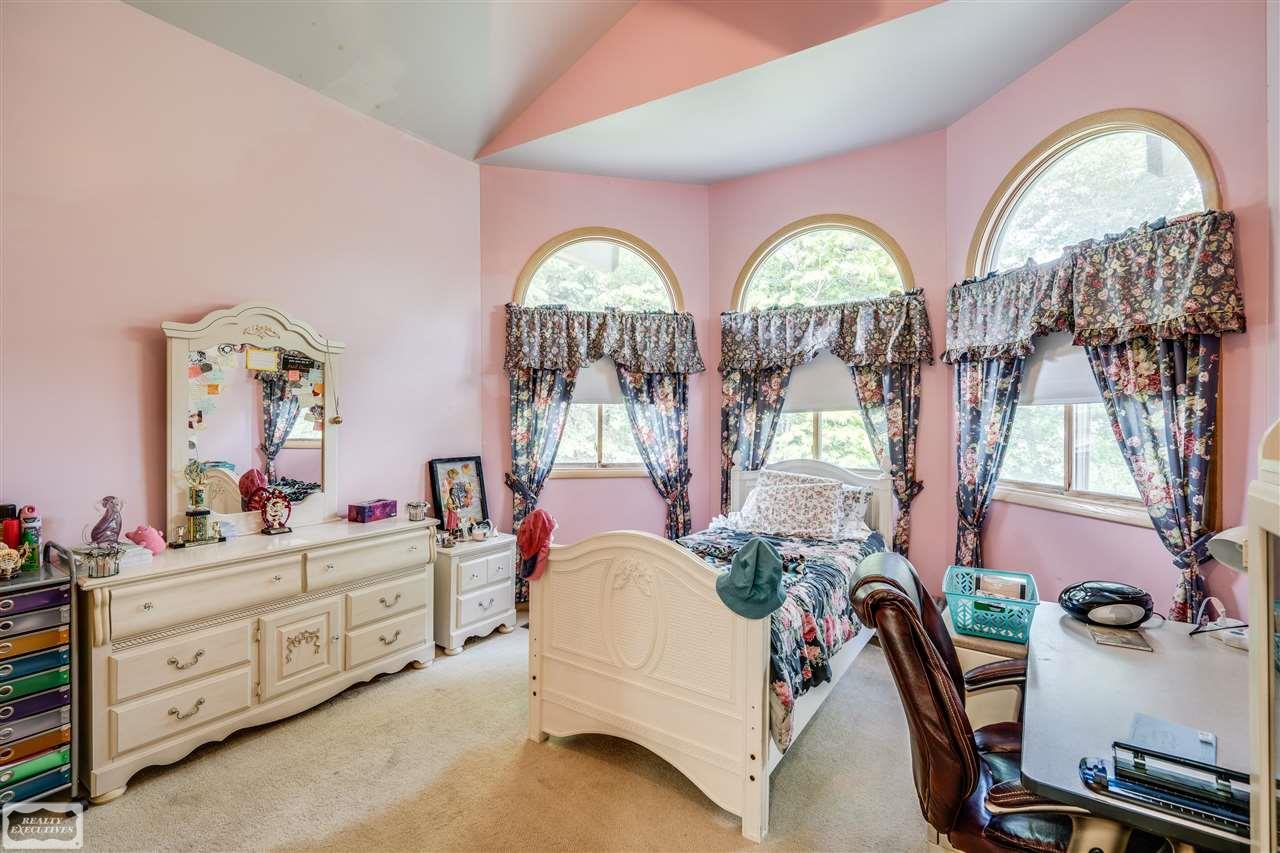 53885 Foss Road Macomb, MI 48042 - Photo 27 of 44 31394071-26.JPG